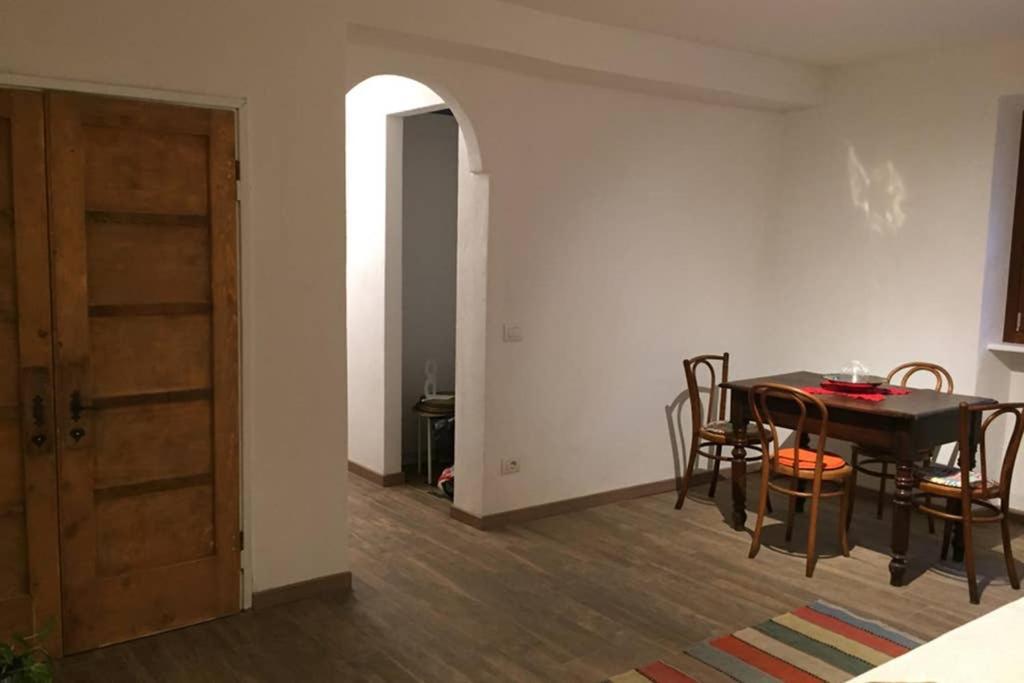 Apartament Aubert 64 Aosta Zewnętrze zdjęcie